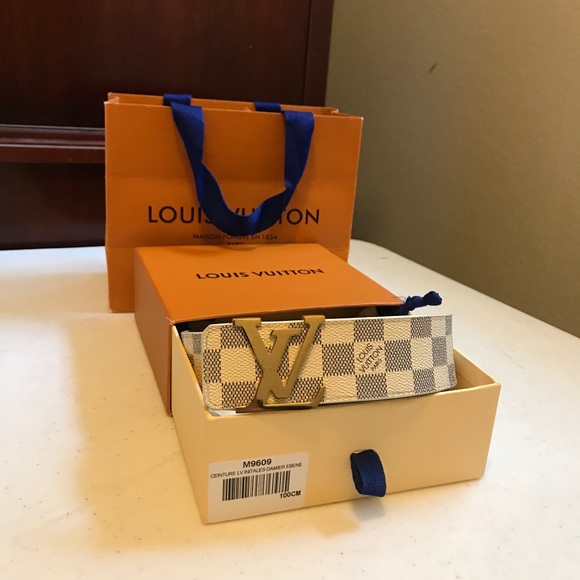 Louis Vuitton Reversible Belt for Sale in Pasadena, TX - OfferUp